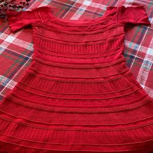 Gorgeous Red stretch, lined Crocheted dress. Very comfortable. Only worn once.